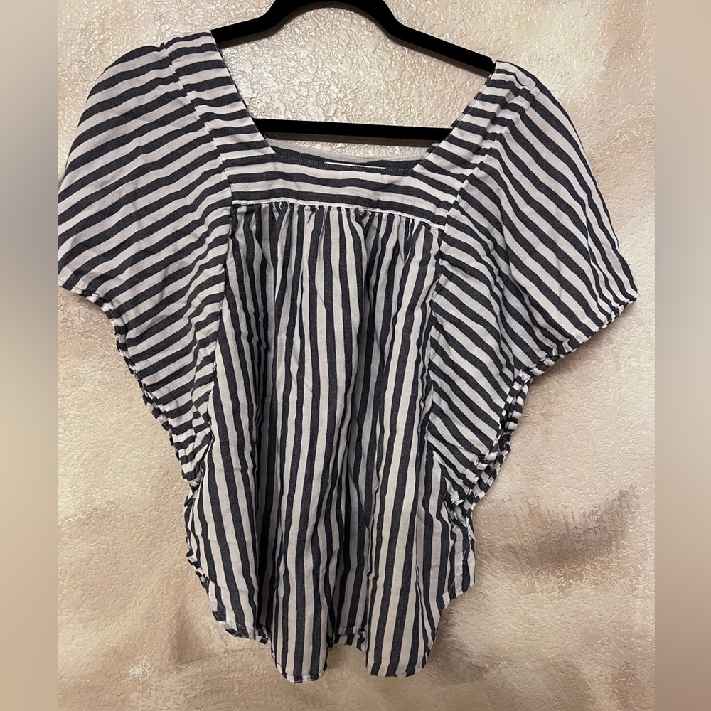 Time and tru blouse